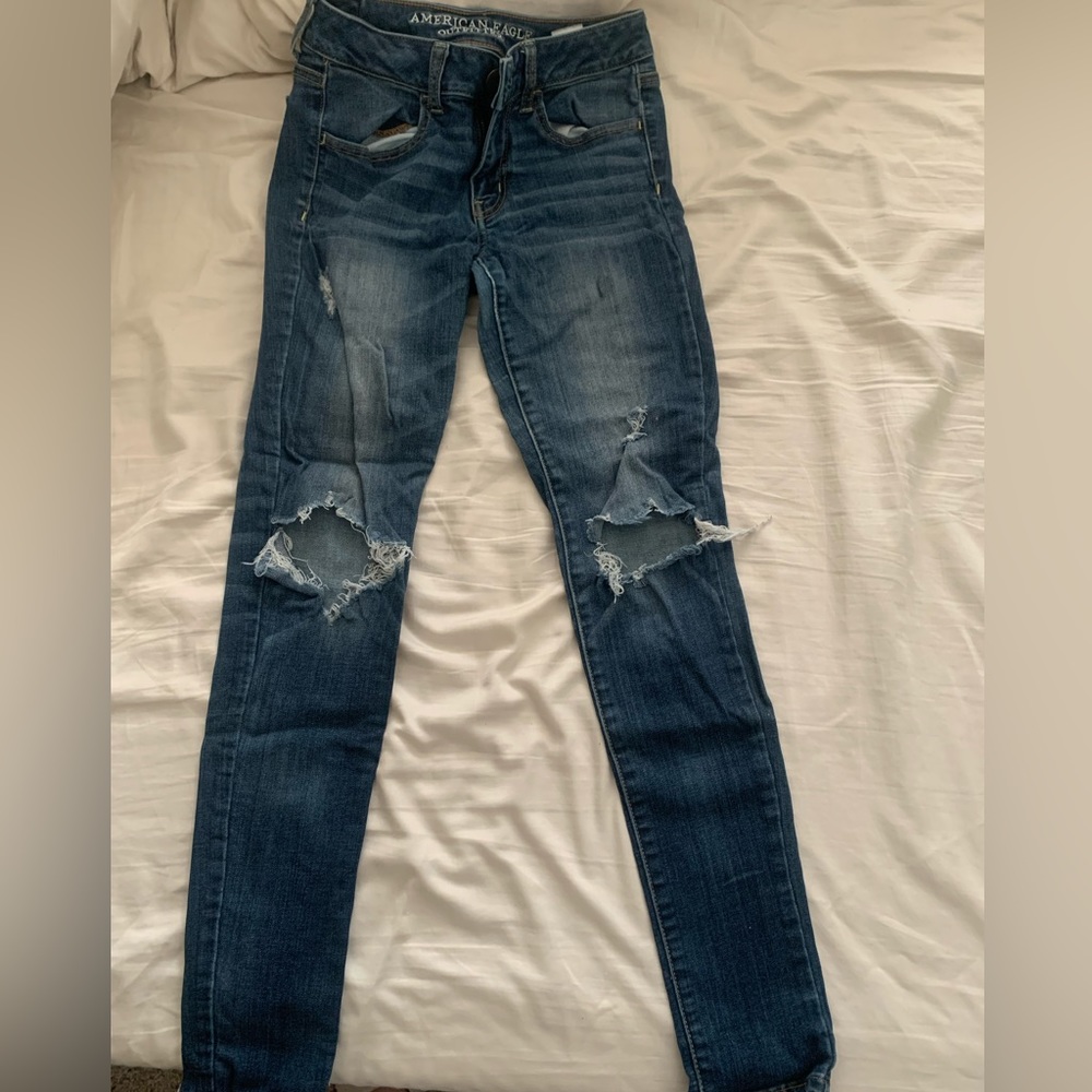 American eagle Ripped super stretch denim